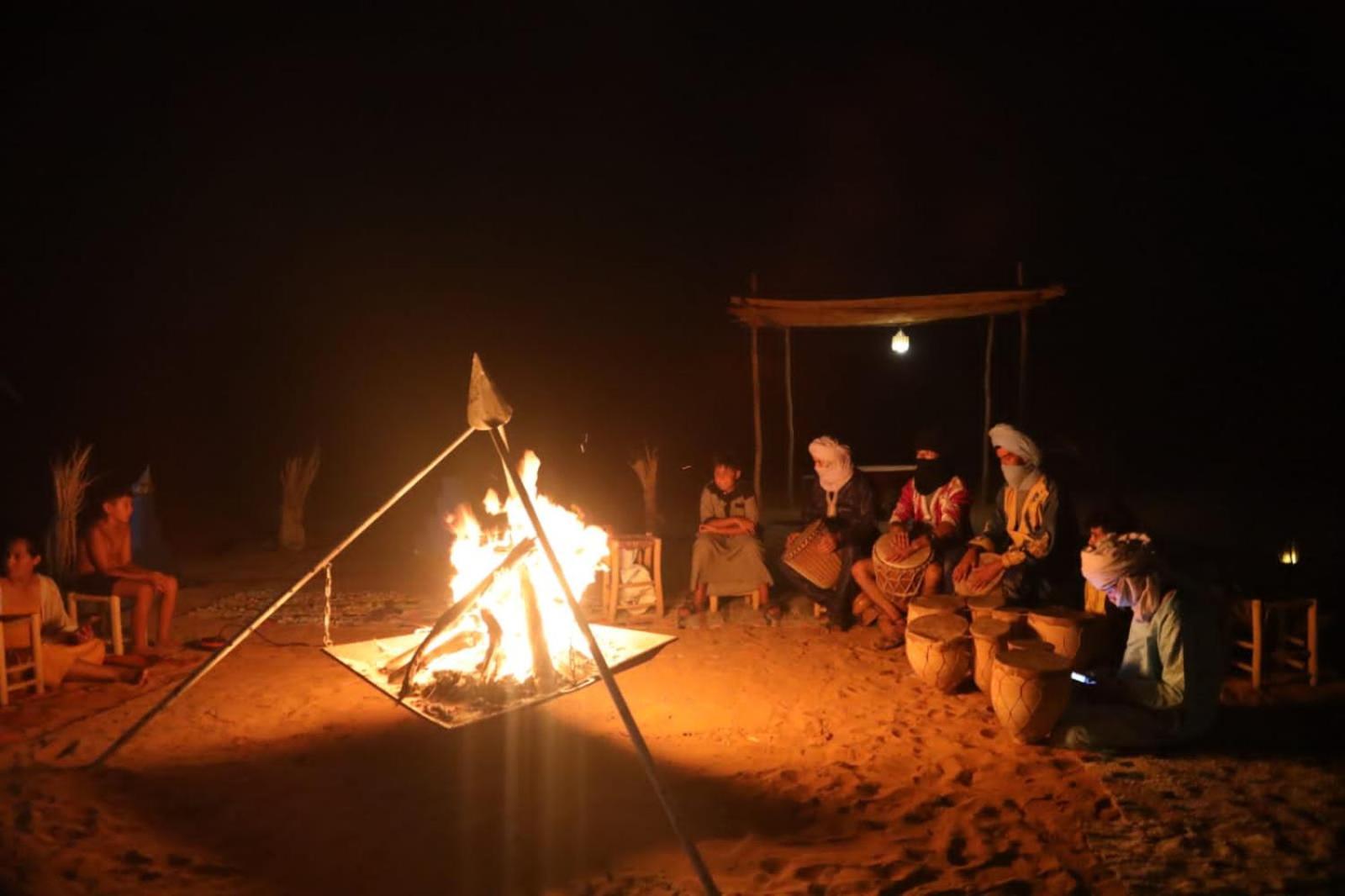Erg Chebbi Romantic Desert Camp Merzouga Bagian luar foto