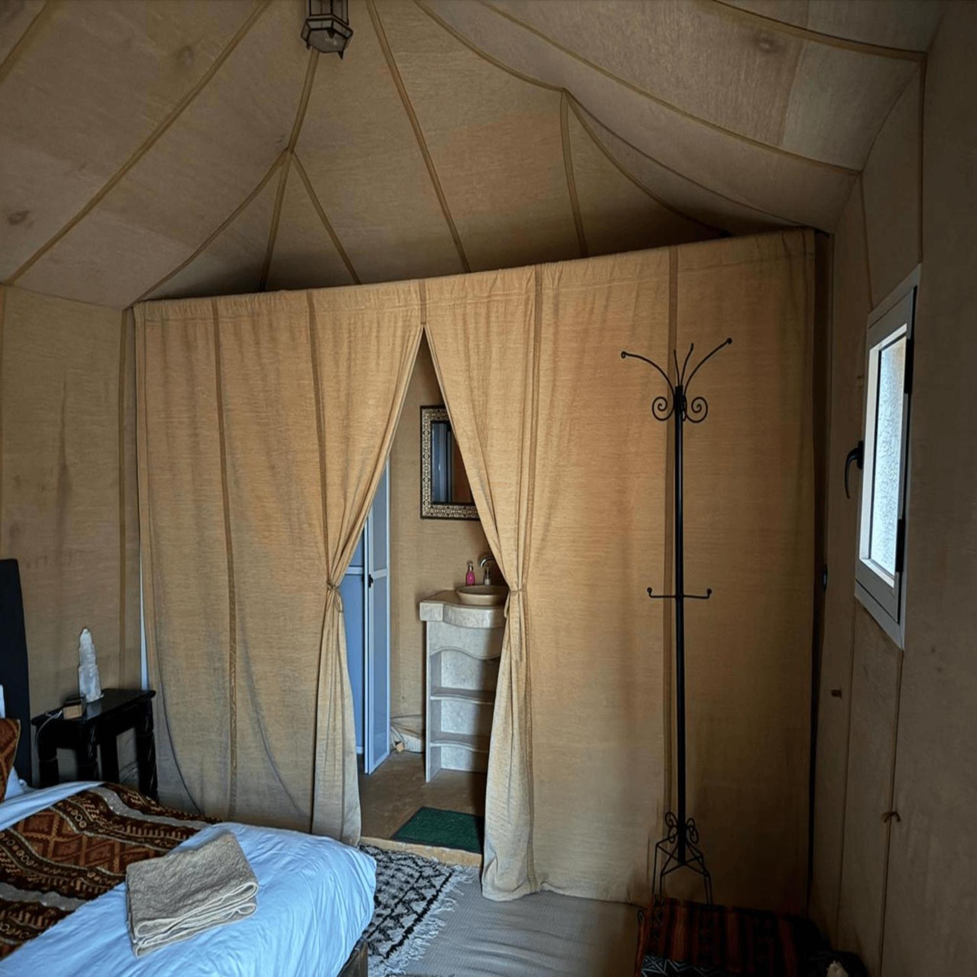 Erg Chebbi Romantic Desert Camp Merzouga Bagian luar foto