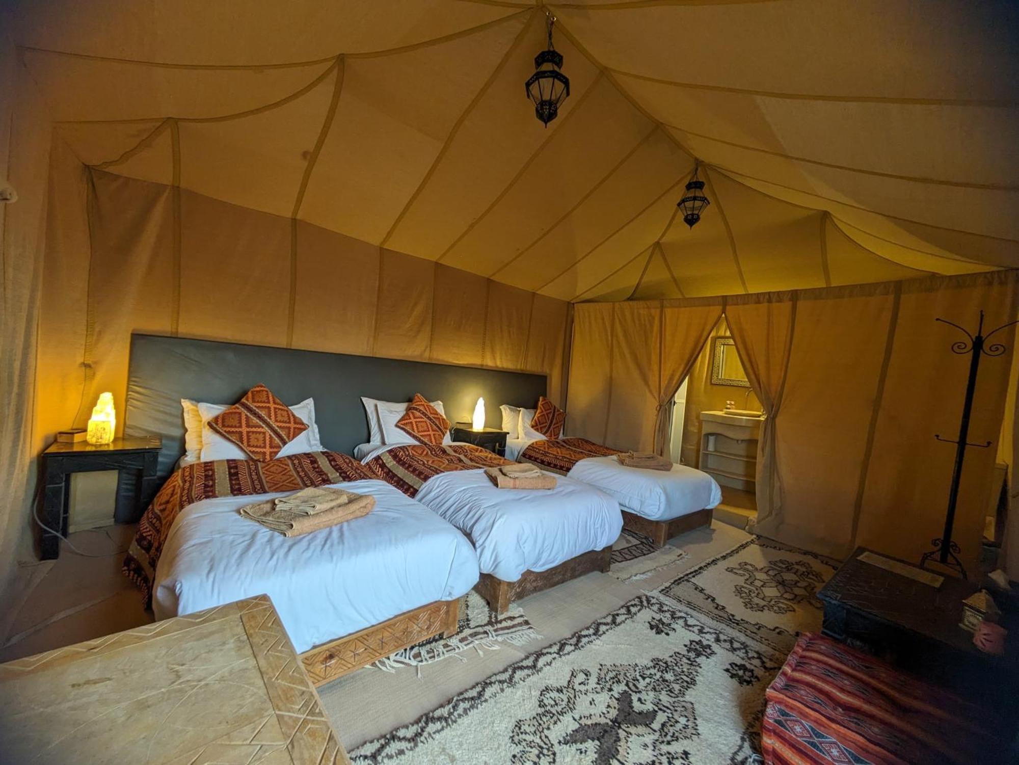 Erg Chebbi Romantic Desert Camp Merzouga Bagian luar foto