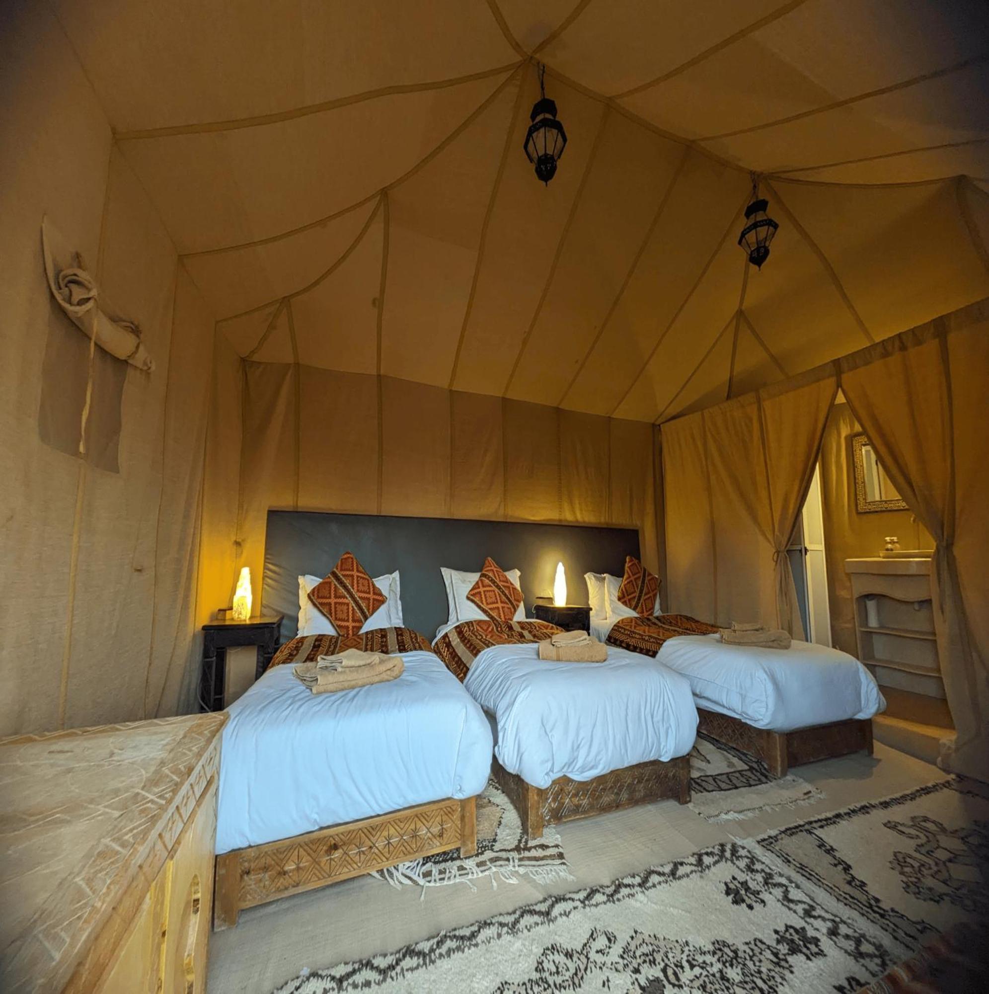 Erg Chebbi Romantic Desert Camp Merzouga Bagian luar foto