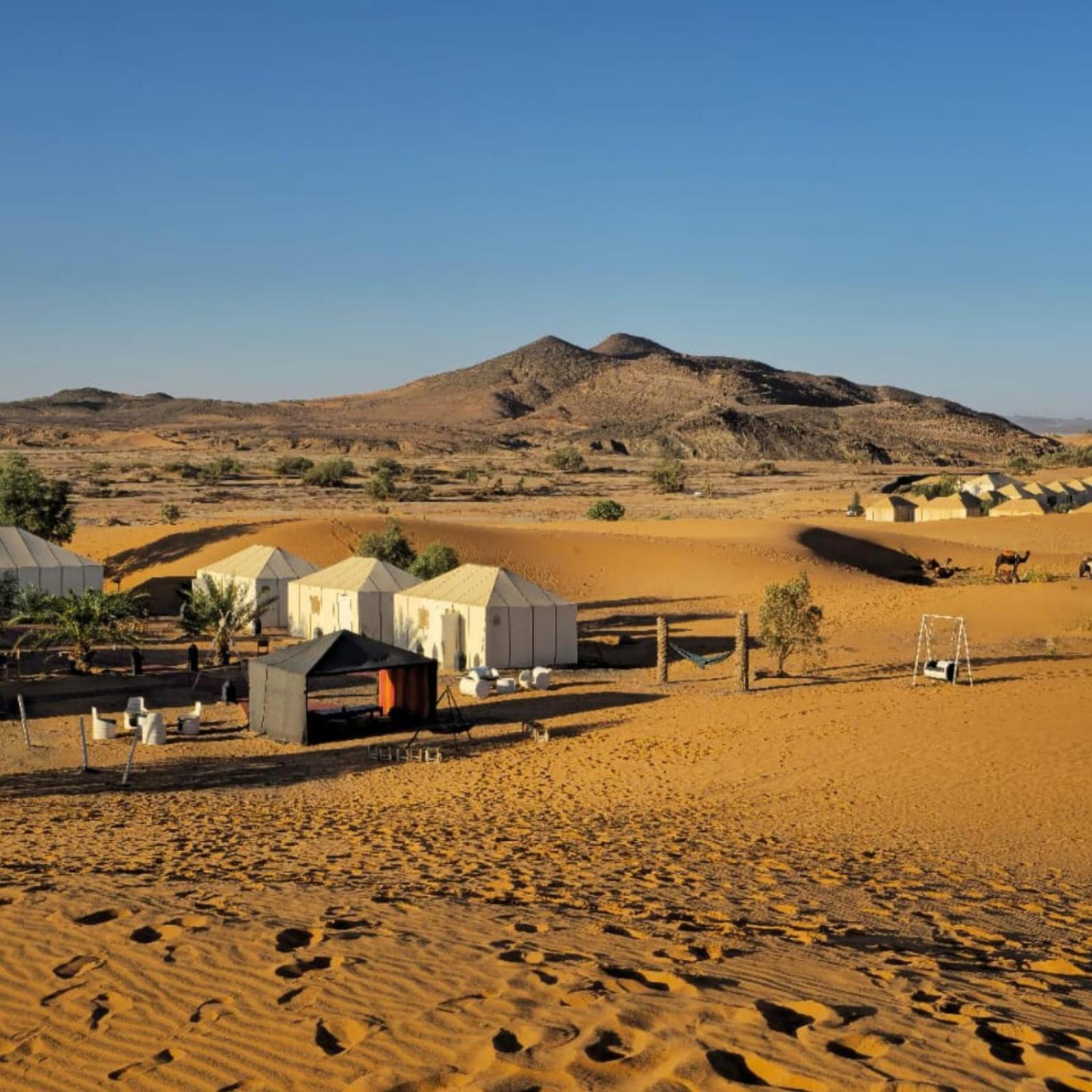 Erg Chebbi Romantic Desert Camp Merzouga Bagian luar foto
